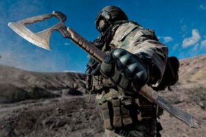 How To Carry A Tactical Tomahawk & Carry Methods for Newbies