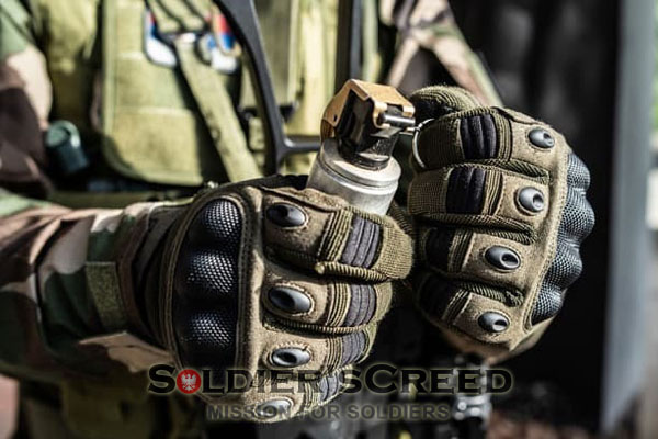 How To Wear Tactical Gloves?