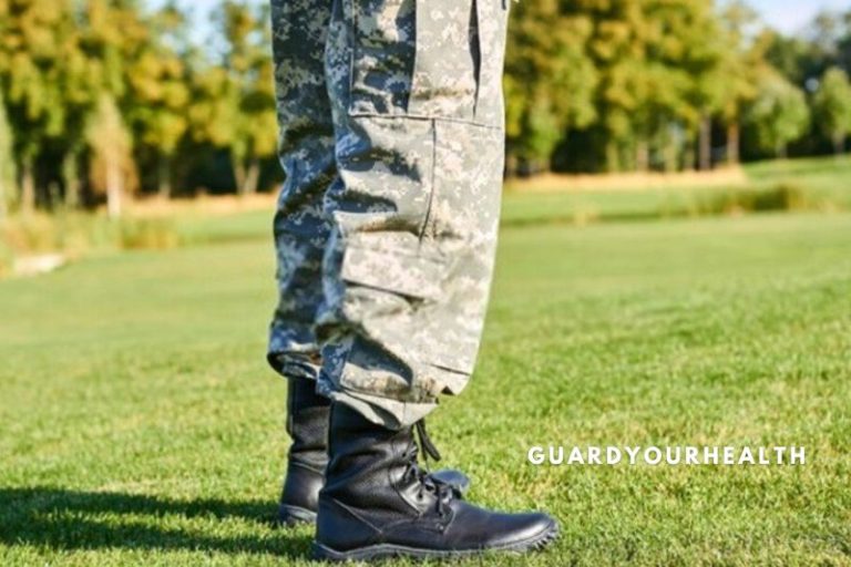 How to Tuck Pants Into Military Boots? Why Did You Do That 2022